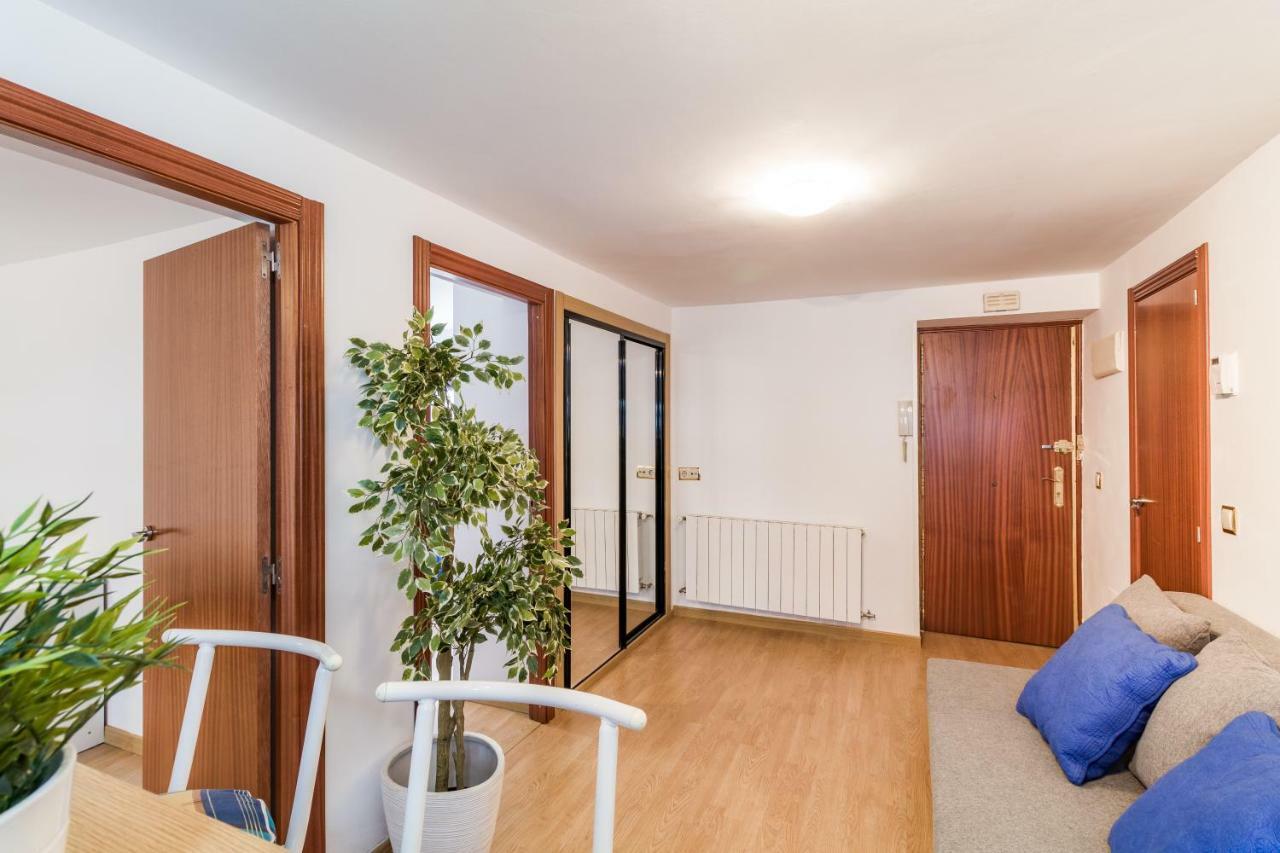 Pyr Select Plaza Eliptica I Apartment Madrid Exterior photo